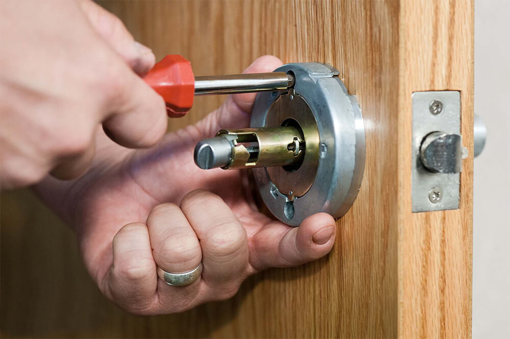 Change Lock Expert Locksmith Services in Fremont